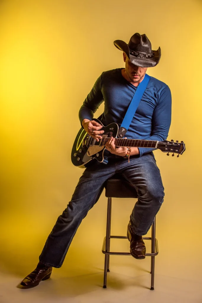 Musique live au Vignoble Petit Chariot Rouge : Levi Hart